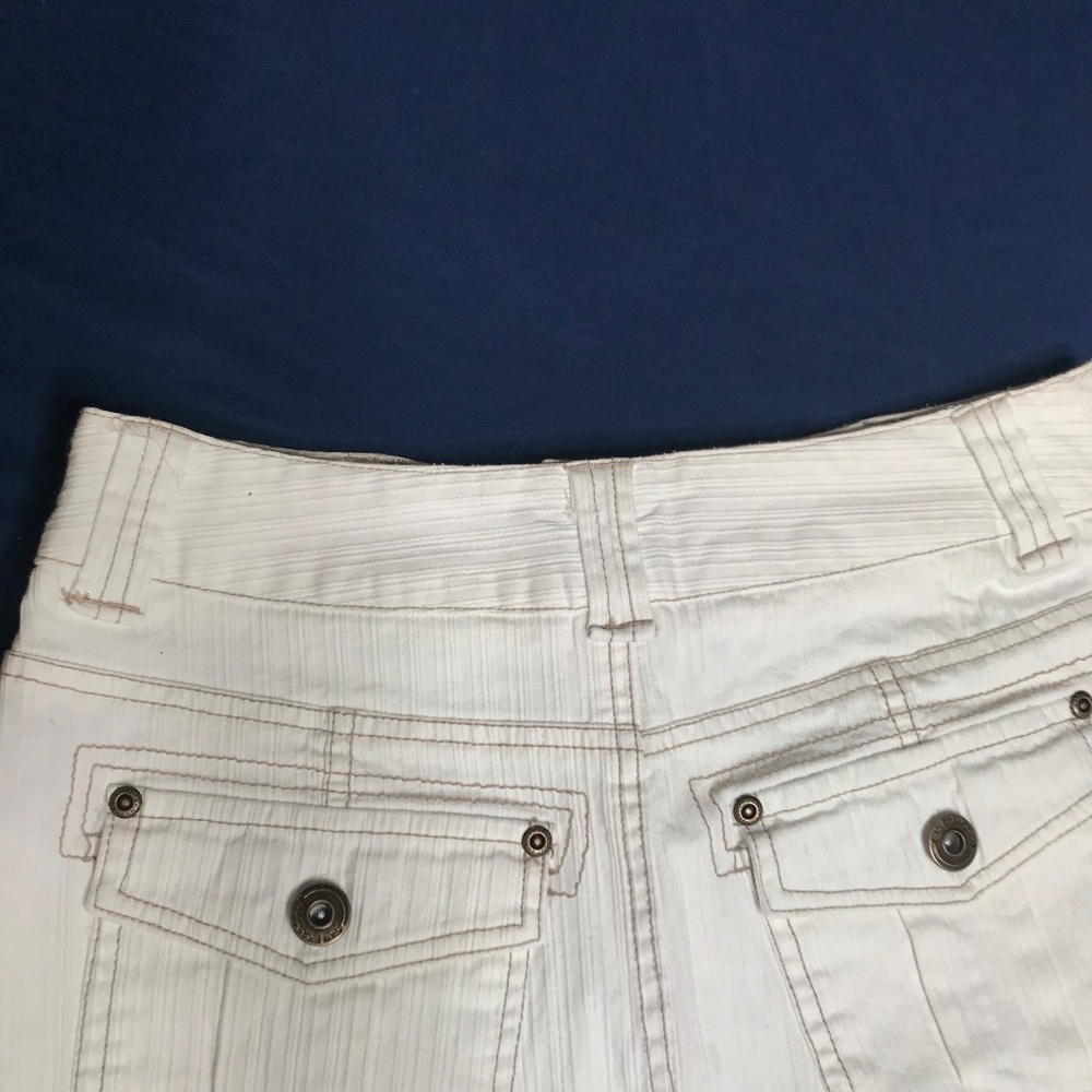 White Denim A-Line Skirt with Front Pockets | Casual Summer Mini - Picture 14 of 15